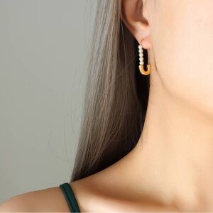Elegant Gold safety pins Earrings